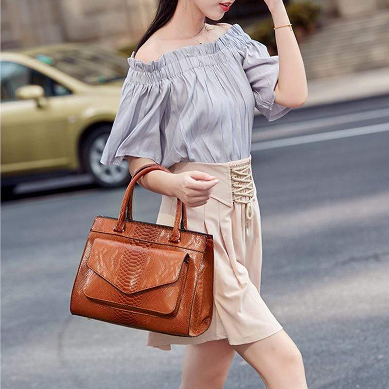 Obangbag Women Vintage Large Capacity Multi Pockets Snake Skin Pattern Leather Boston Bag Handbag Crossbody Bag